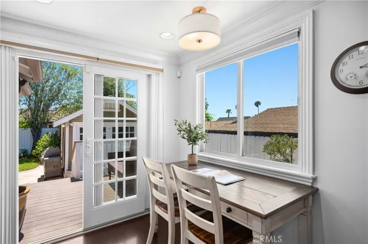541 Thalia Street, Laguna Beach, California 92651