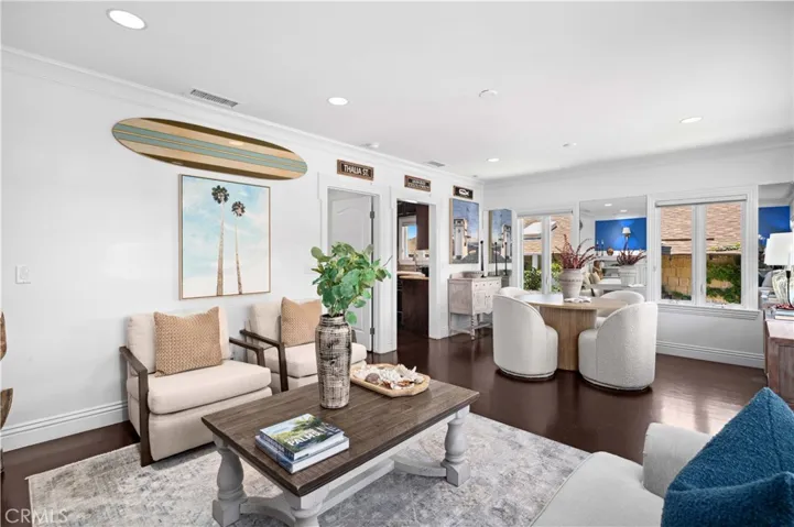 541 Thalia Street, Laguna Beach, California 92651