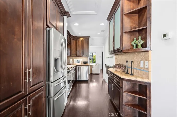 541 Thalia Street, Laguna Beach, California 92651
