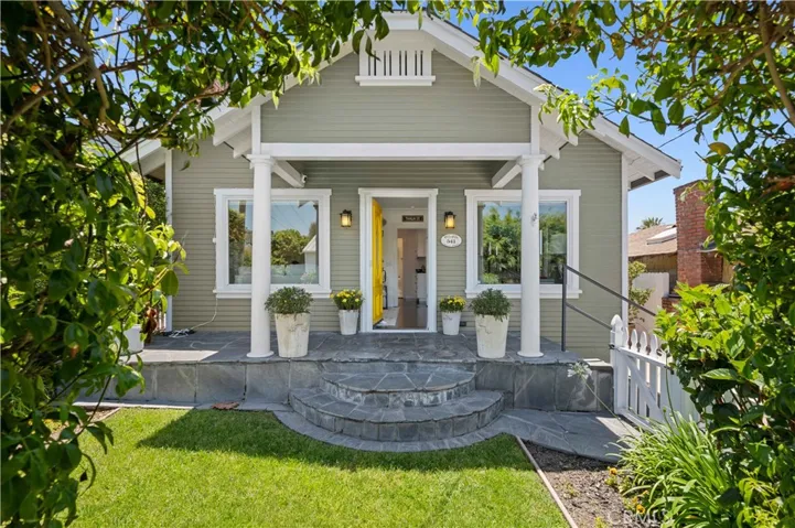 Live the iconic Laguna Beach lifestyle in this inviting single-level coastal cottage, ideally situated in the heart of Laguna Village—just moments from world-class beaches, acclaimed restaurants, art galleries, and boutique shopping.