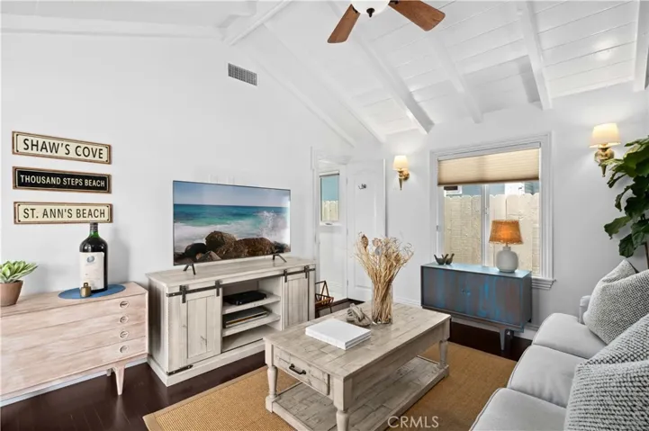 541 Thalia Street, Laguna Beach, California 92651