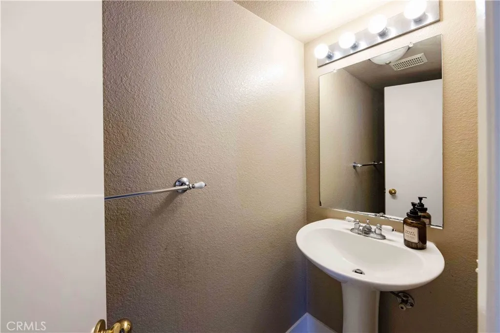 44594 Johnston Drive, Temecula, California 92592 home-pic-30