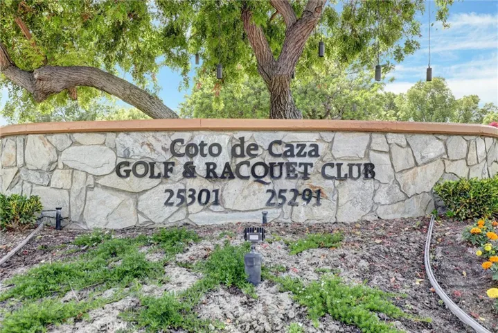 Tennis, Pickleball Fitness Center, Lap Pool, Family Pool, & Jacuzzi Just across the street (Extra Charge for membership)
