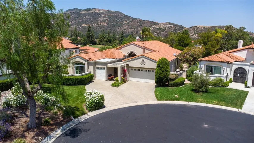 23050 Donnoch Court, Murrieta, California 92562