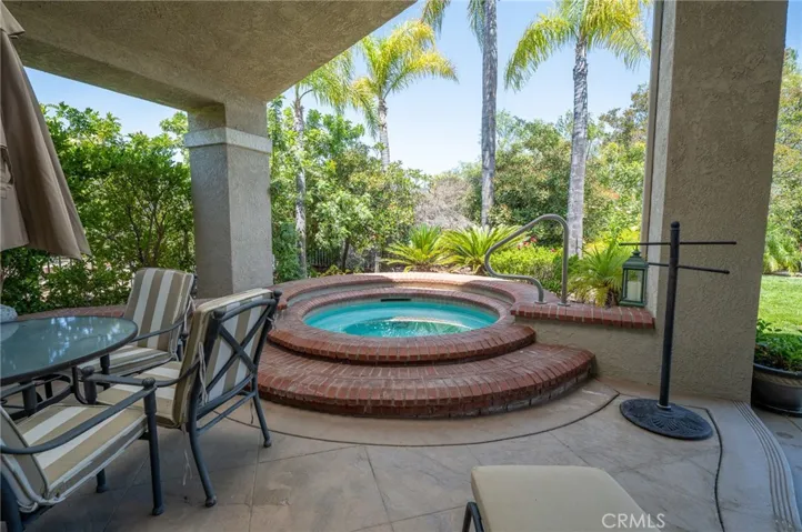 23050 Donnoch Court, Murrieta, California 92562