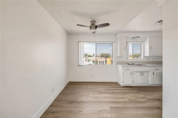 11726 Freeman Avenue A, Hawthorne, California 90250