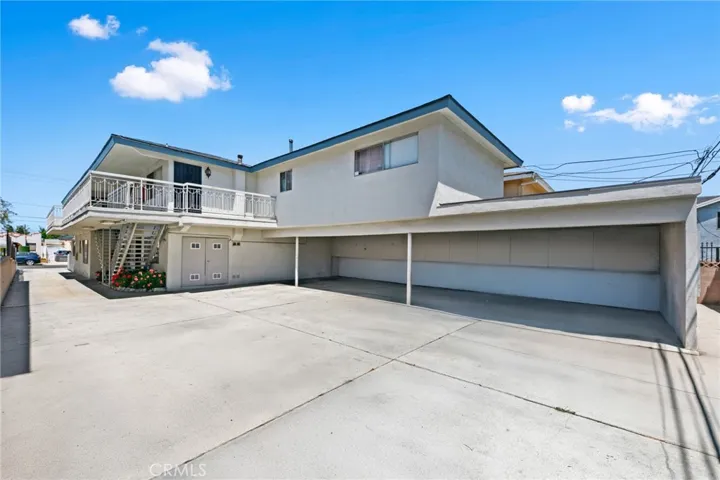 11726 Freeman Avenue A, Hawthorne, California 90250