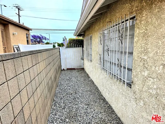 12105 S Hoover Street, Los Angeles, California 90044
