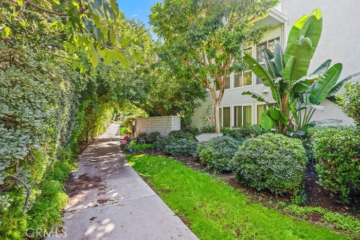 2119 Via Puerta Q, Laguna Woods, California 92637 home-pic-0