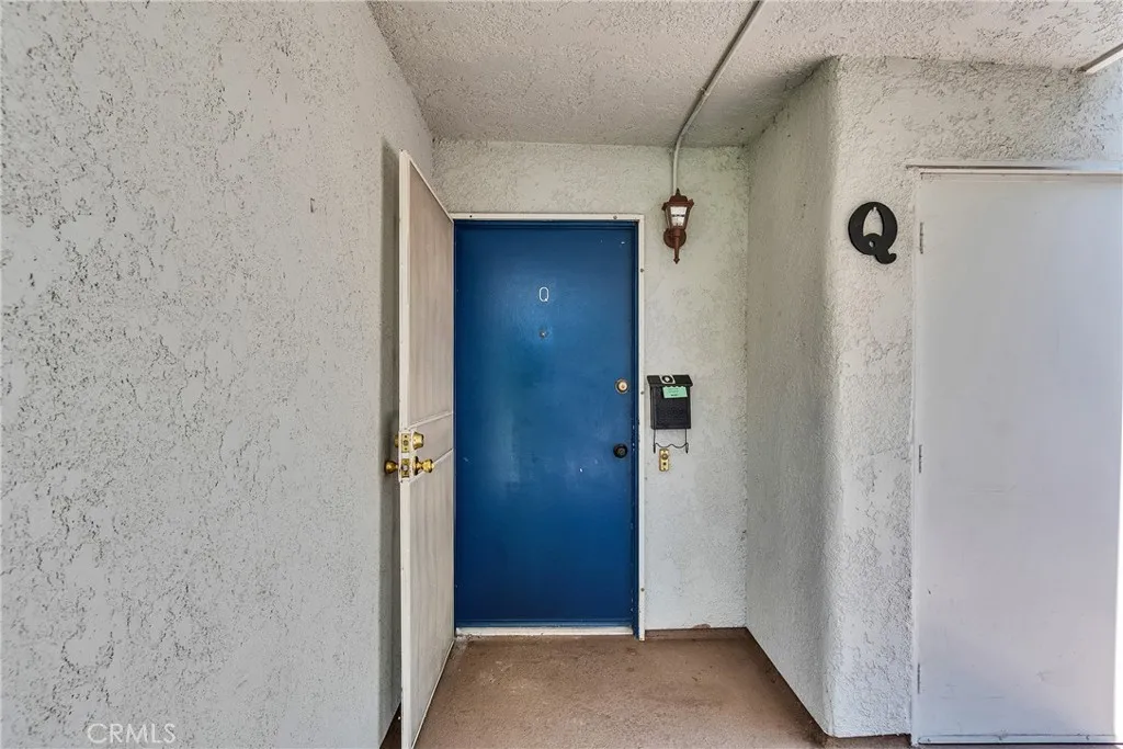 2119 Via Puerta Q, Laguna Woods, California 92637 home-pic-11