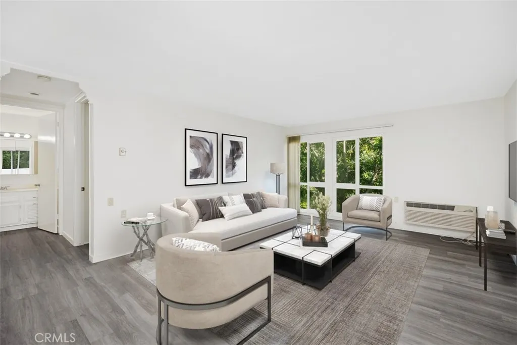 2119 Via Puerta Q, Laguna Woods, California 92637 home-pic-32