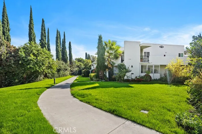 2119 Via Puerta Q, Laguna Woods, California 92637 home-pic-20