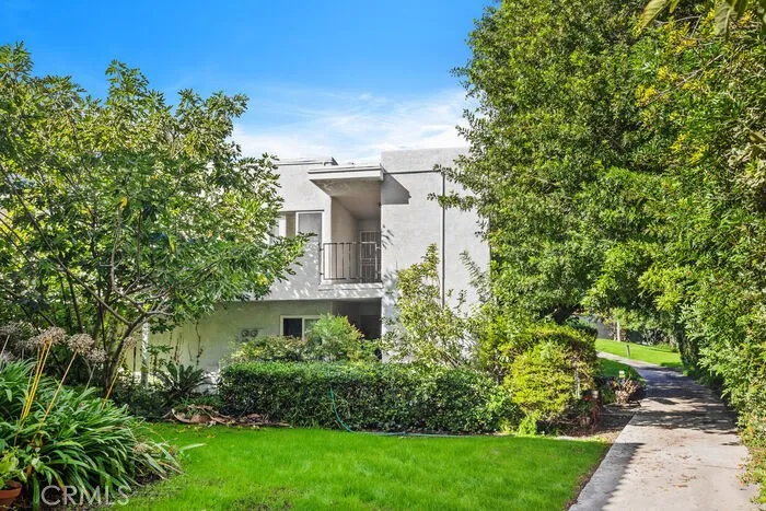 2119 Via Puerta Q, Laguna Woods, California 92637 home-pic-3