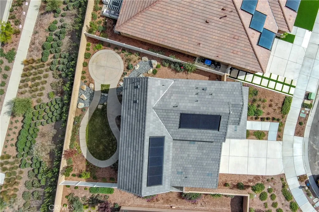 30020 Pomo Canyon Court, Menifee, California 92585 home-pic-17