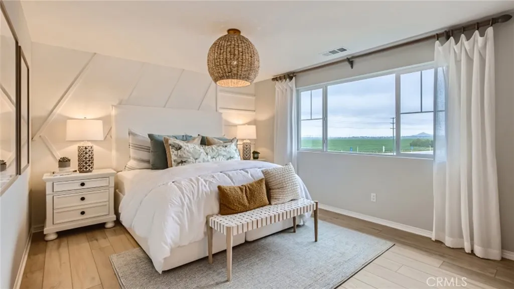 30020 Pomo Canyon Court, Menifee, California 92585 home-pic-6