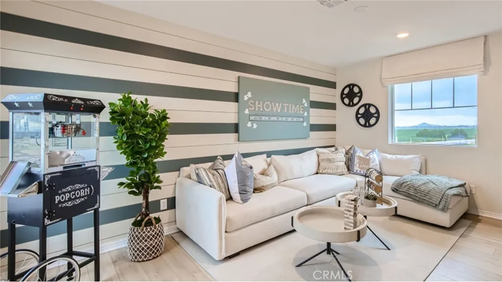 30020 Pomo Canyon Court, Menifee, California 92585 home-pic-5