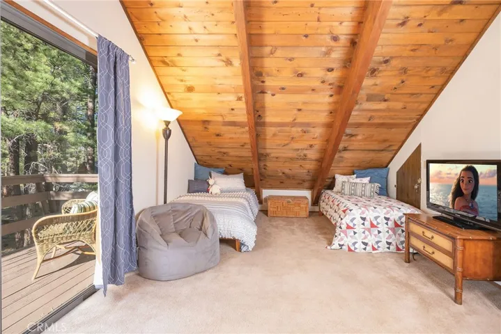 39392 Willow Landing Road, Big Bear Lake, California 92315