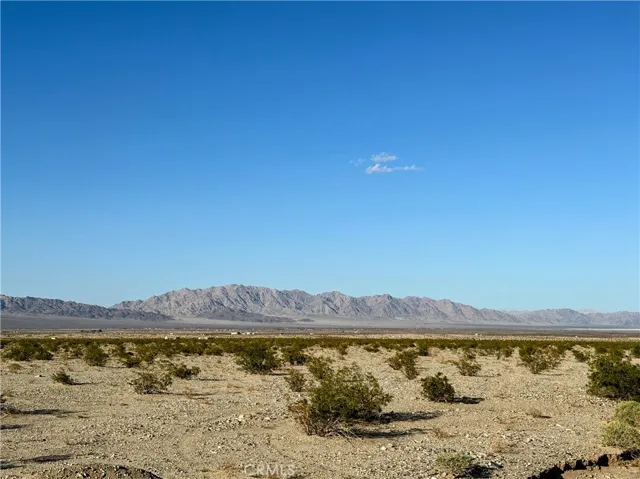 20 Danby Road, 29 Palms, California 92277