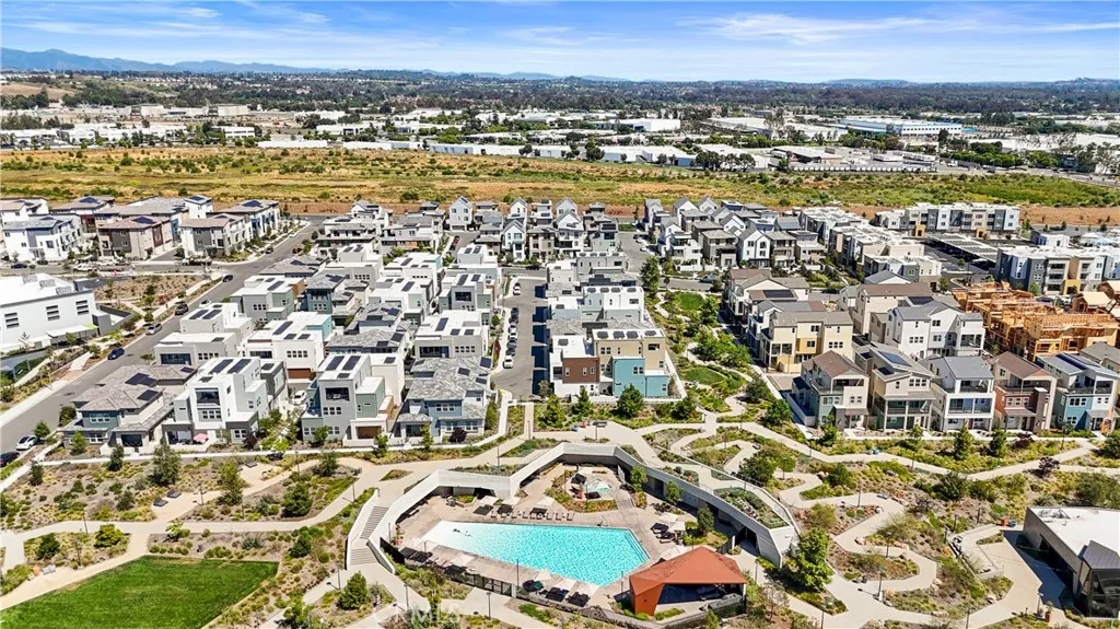 191 Lynx, Irvine, California 92618 home-pic-35