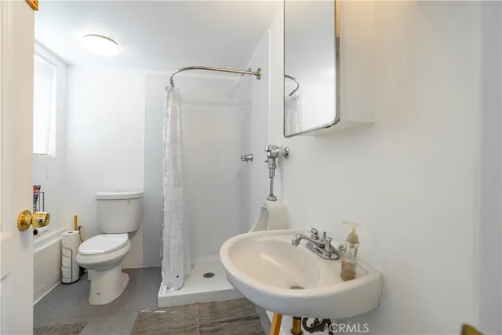 5215 Columbia Way, Lancaster, California 93536
