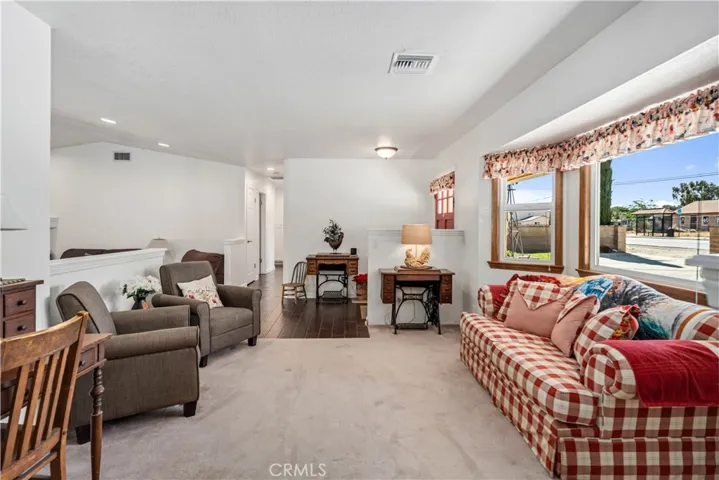 5215 Columbia Way, Lancaster, California 93536