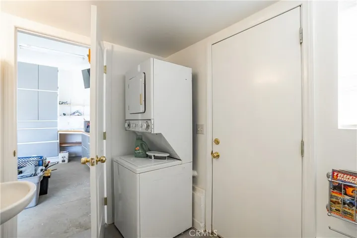 5215 Columbia Way, Lancaster, California 93536