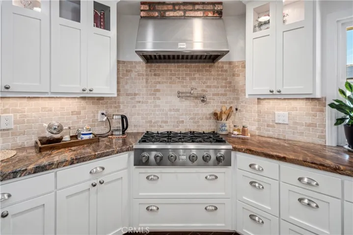 5215 Columbia Way, Lancaster, California 93536