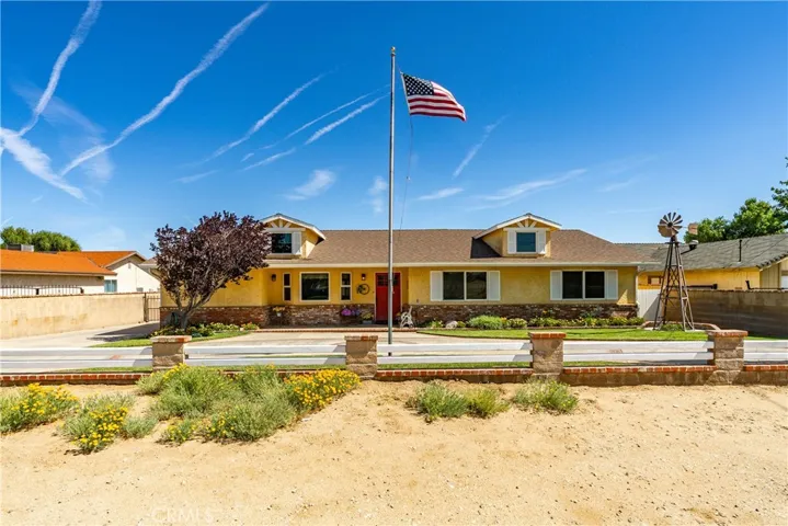 5215 Columbia Way, Lancaster, California 93536