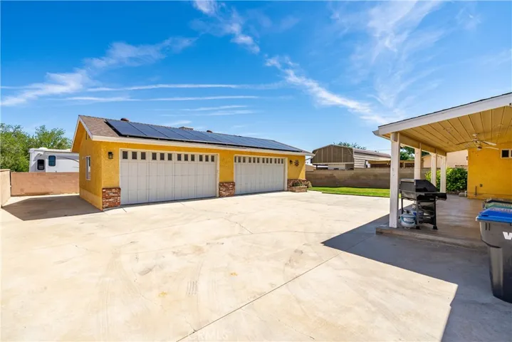 5215 Columbia Way, Lancaster, California 93536