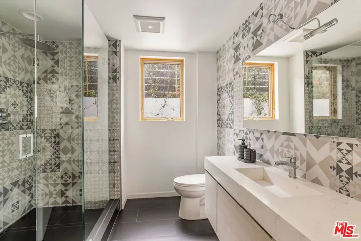 12443 W Sunset Boulevard, Los Angeles, California 90049