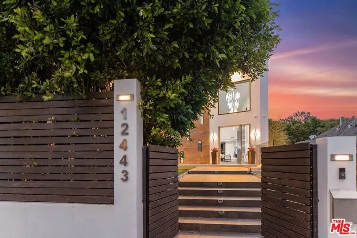 12443 W Sunset Boulevard, Los Angeles, California 90049