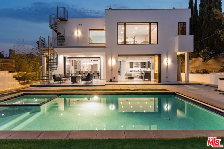 12443 W Sunset Boulevard, Los Angeles, California 90049