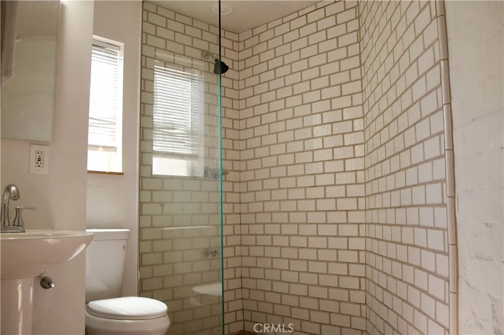 73752 Crestview Drive, 29 Palms, California 92277 home-pic-22