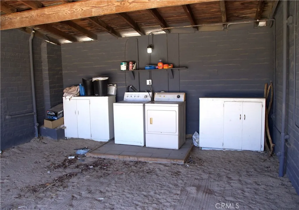 73514 Desert Trail Drive, 29 Palms, California 92277 home-pic-13