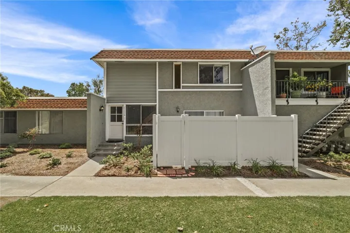 23006 Via Cereza 64, Mission Viejo, California 92691
