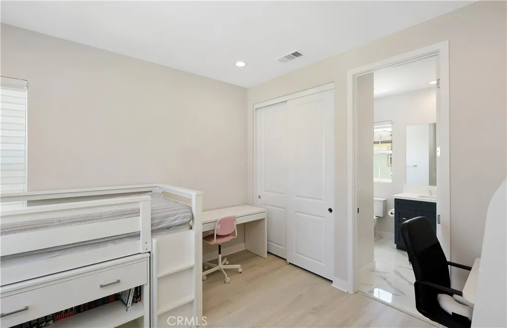 230 Holliston, Lake Forest, California 92630 home-pic-25