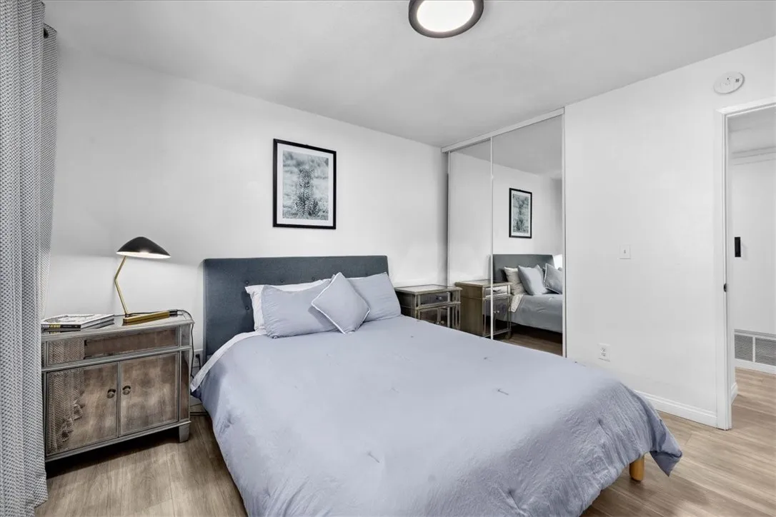 1001 W Macarthur Boulevard 98, Santa Ana, California 92707 home-pic-25