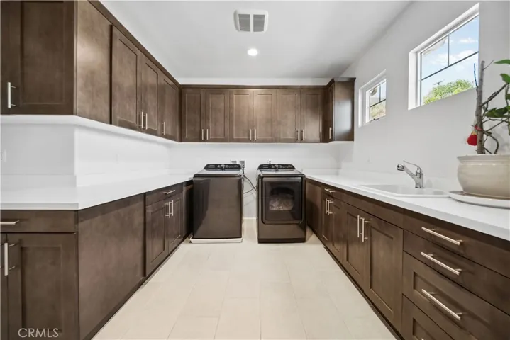5313 Newbury, Yorba Linda, California 92886