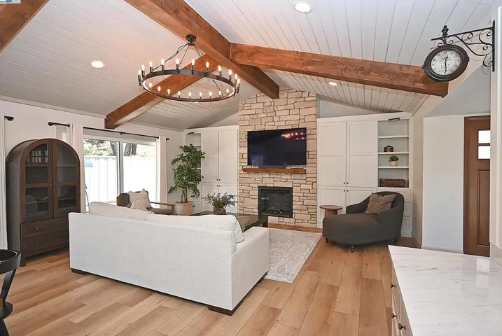 610 Los Robles Court, Danville, California 94526