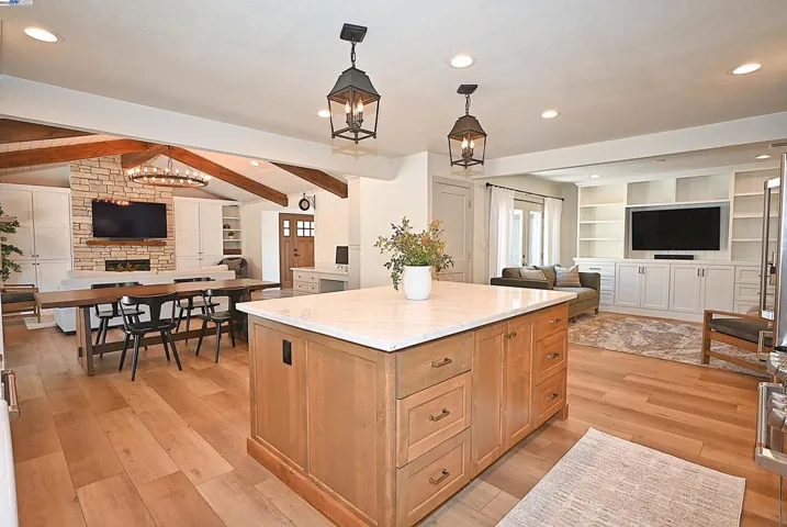 610 Los Robles Court, Danville, California 94526