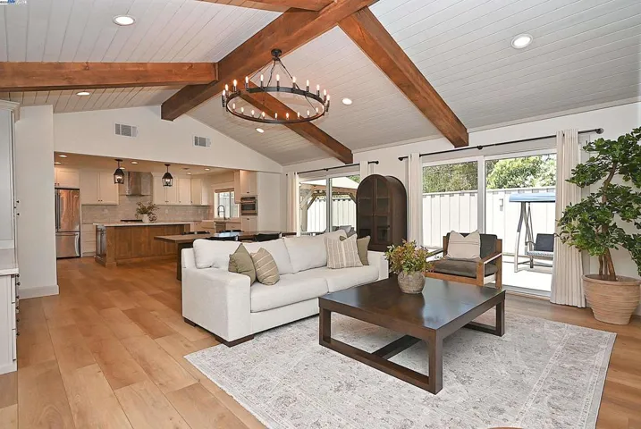 610 Los Robles Court, Danville, California 94526