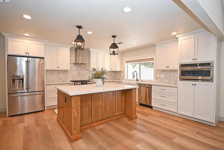 610 Los Robles Court, Danville, California 94526