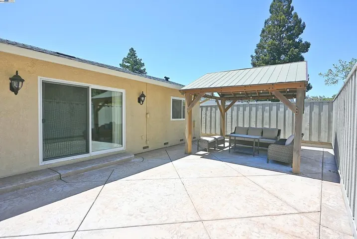 610 Los Robles Court, Danville, California 94526