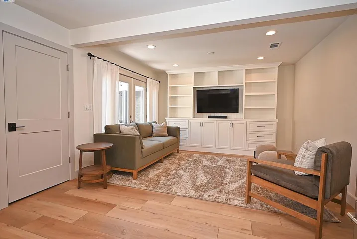 610 Los Robles Court, Danville, California 94526