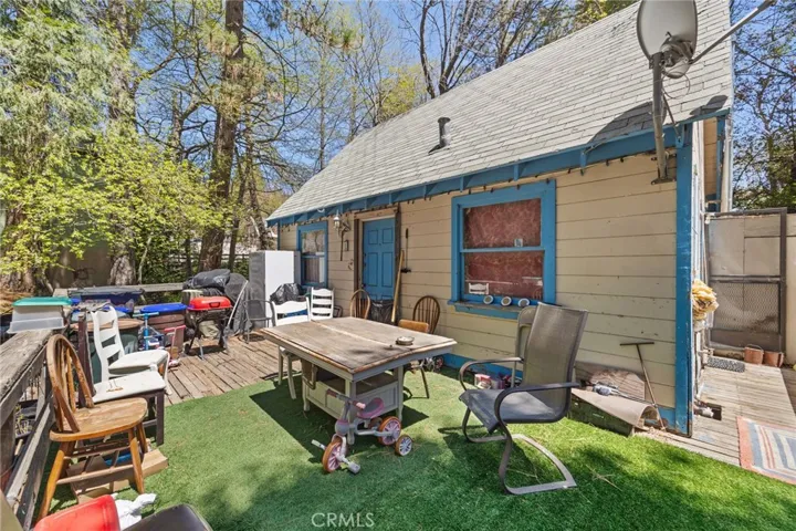 632 Leebert Way, Crestline, California 92325