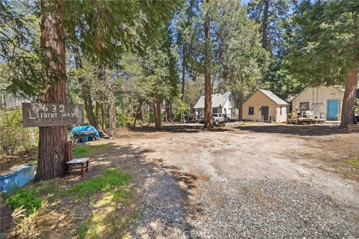 632 Leebert Way, Crestline, California 92325