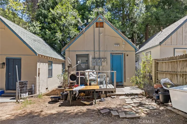 632 Leebert Way, Crestline, California 92325