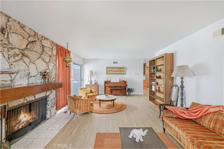 Large Living Room great for entertaining!