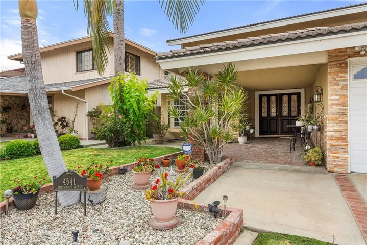 4541 Amberwood Avenue, La Palma, California 90623