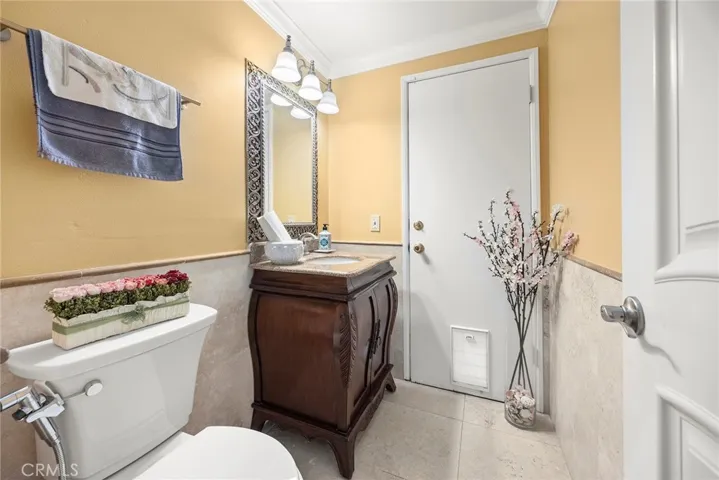 4541 Amberwood Avenue, La Palma, California 90623